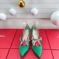 Roger Vivier flat shoes